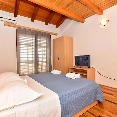 Mate Apartmán *