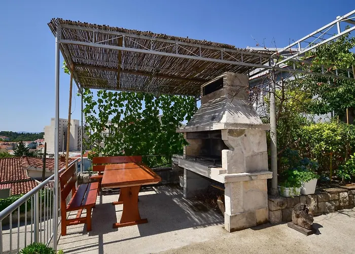 Mate * Макарська